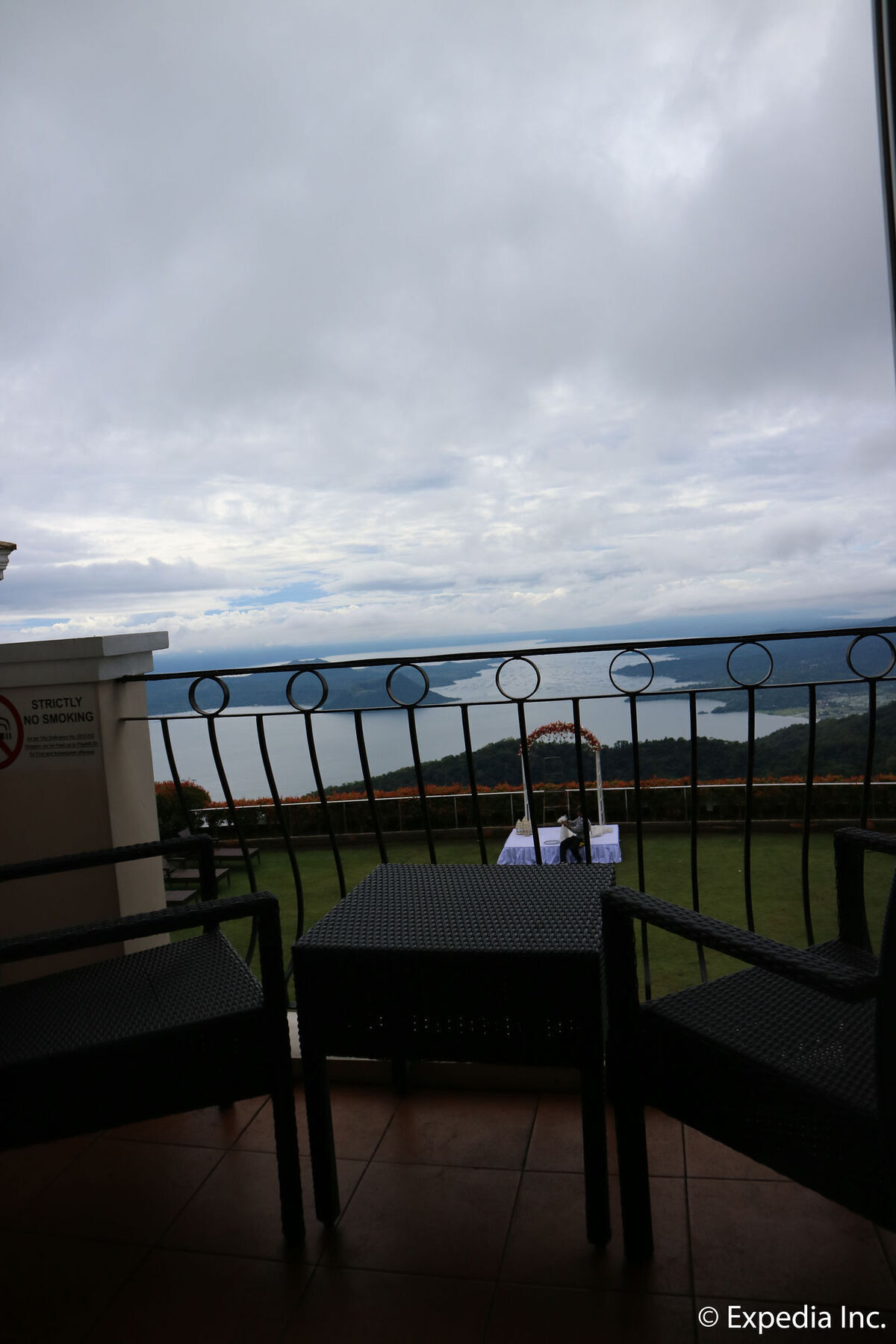 The Lake Hotel Tagaytay Tagaytay City Dış mekan fotoğraf