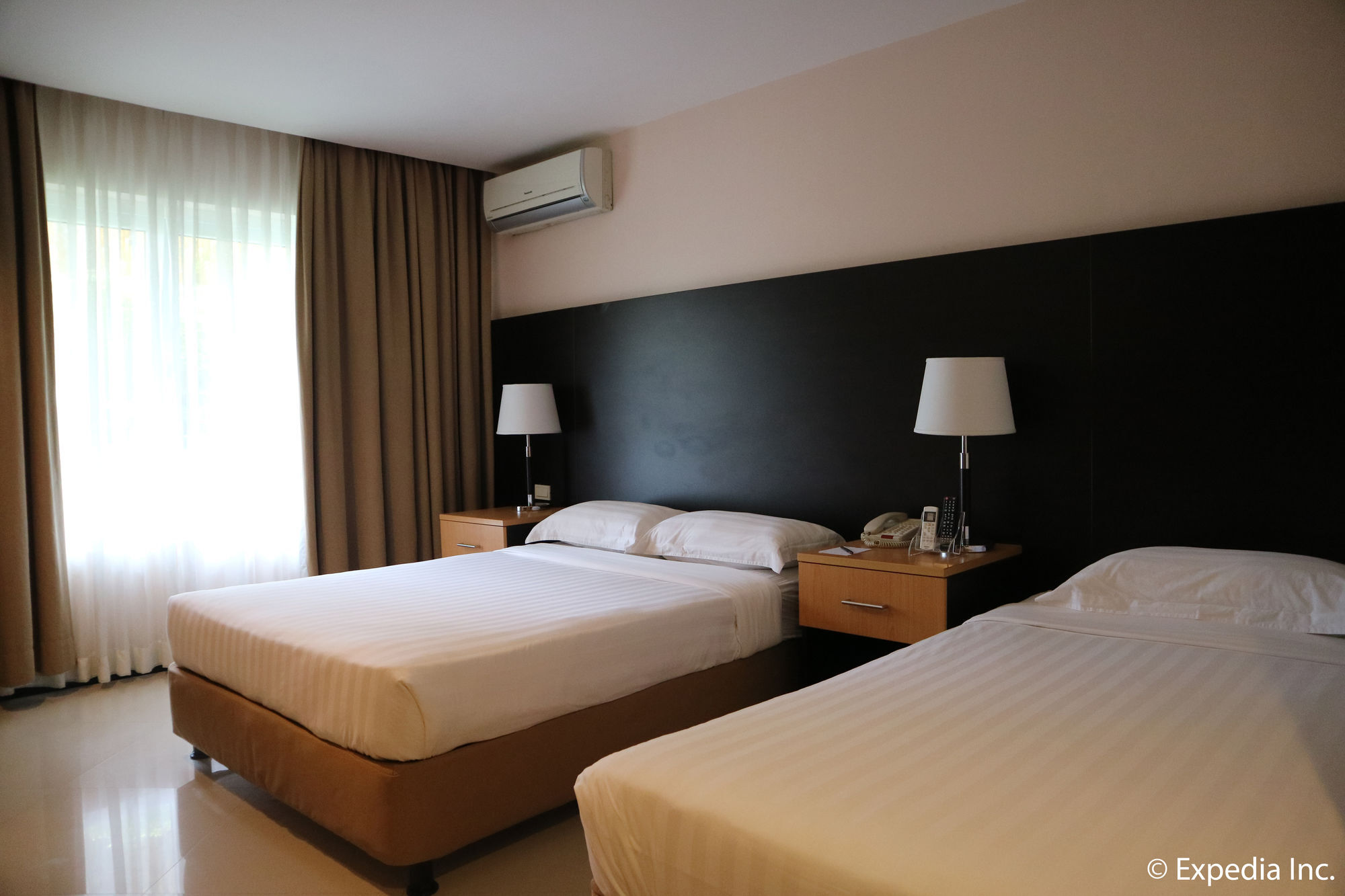 The Lake Hotel Tagaytay Tagaytay City Dış mekan fotoğraf