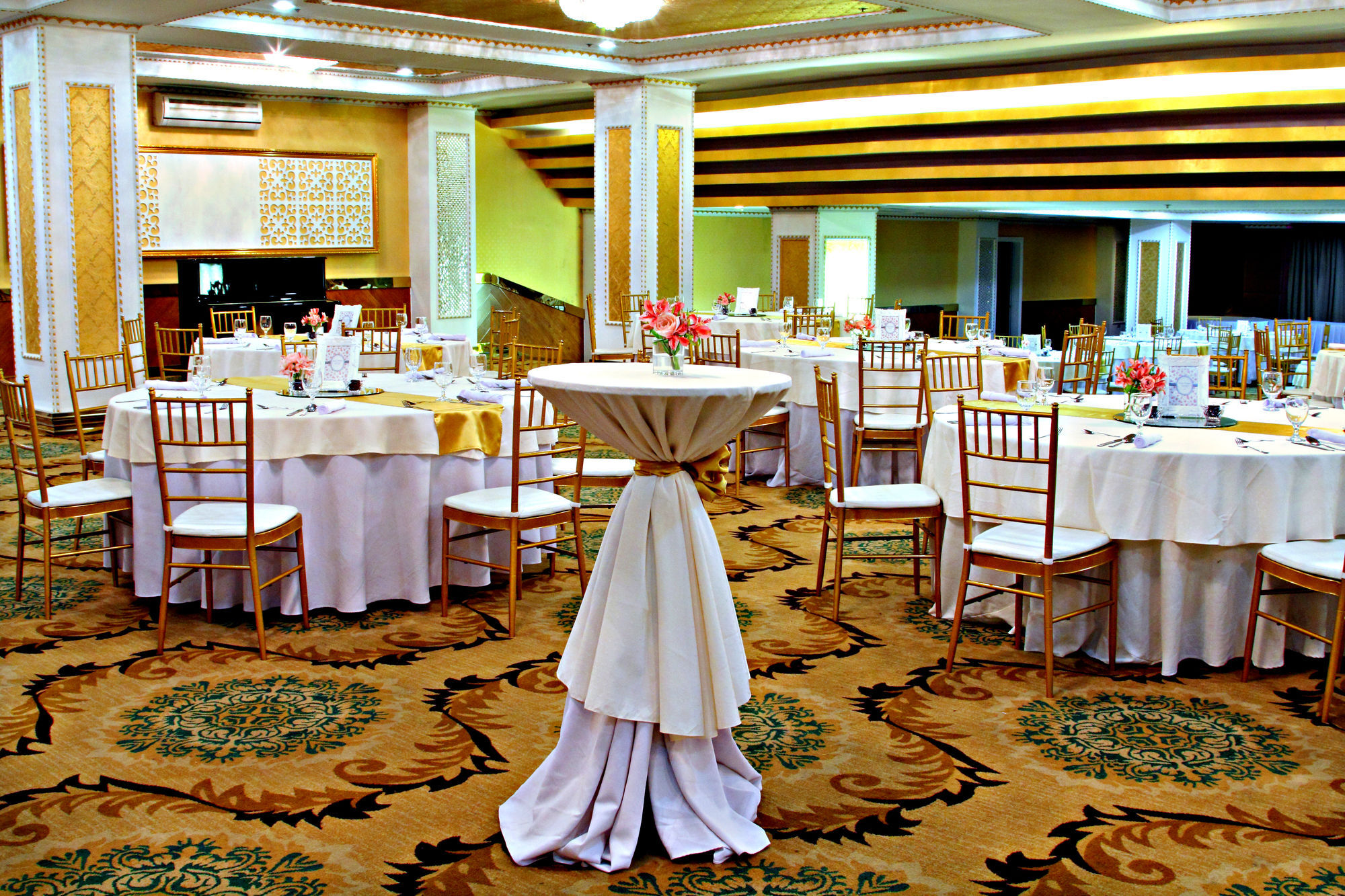 The Lake Hotel Tagaytay Tagaytay City Dış mekan fotoğraf