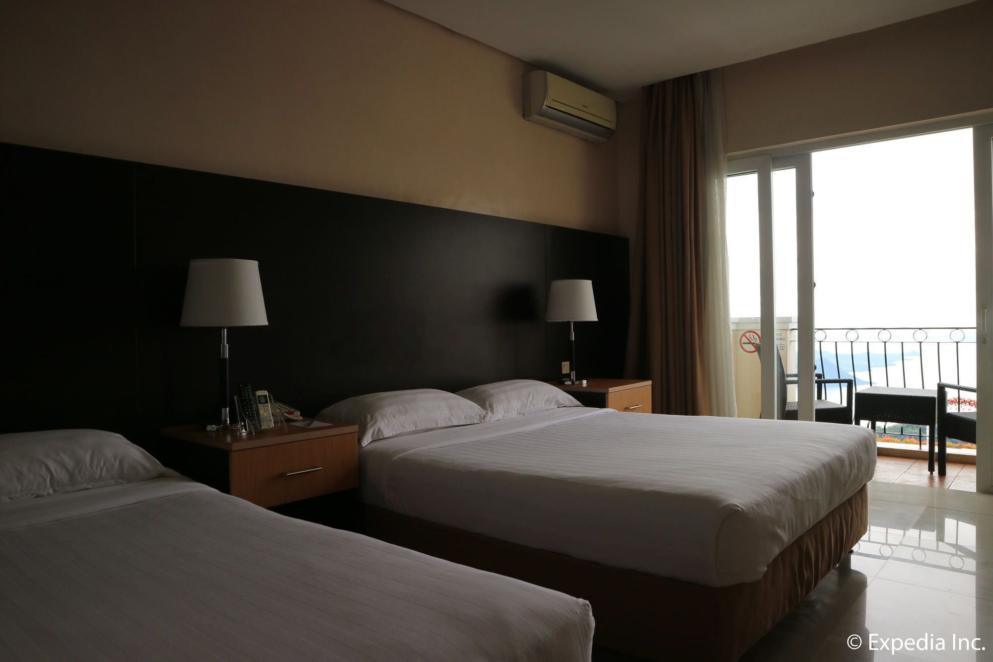 The Lake Hotel Tagaytay Tagaytay City Dış mekan fotoğraf
