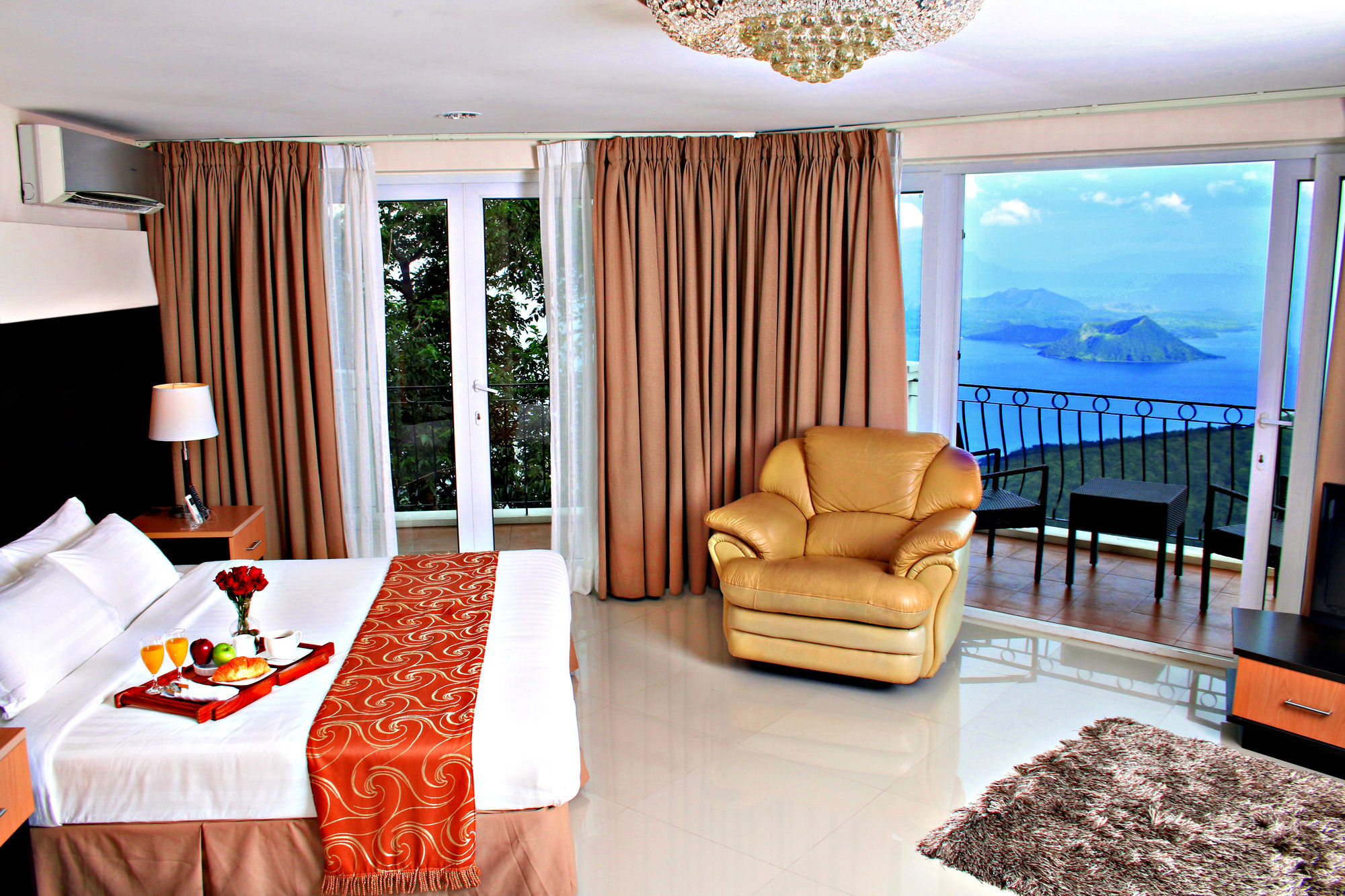 The Lake Hotel Tagaytay Tagaytay City Dış mekan fotoğraf